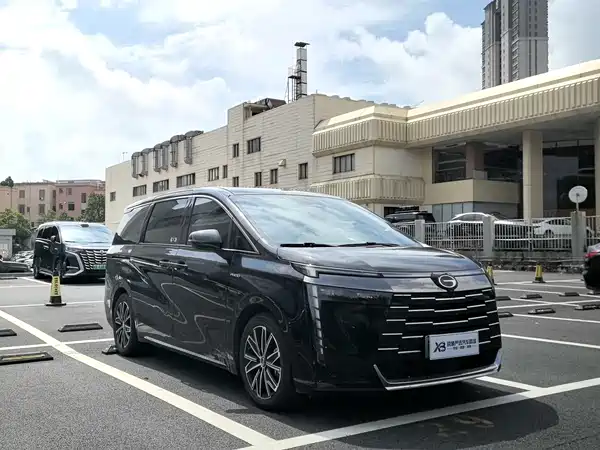 GAC Trumpchi E8 PHEV 2024