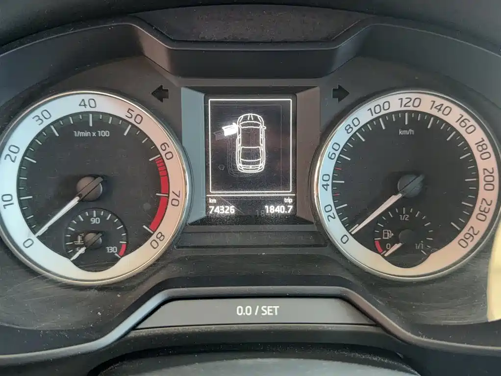 Skoda Octavia 2018 — фото 11