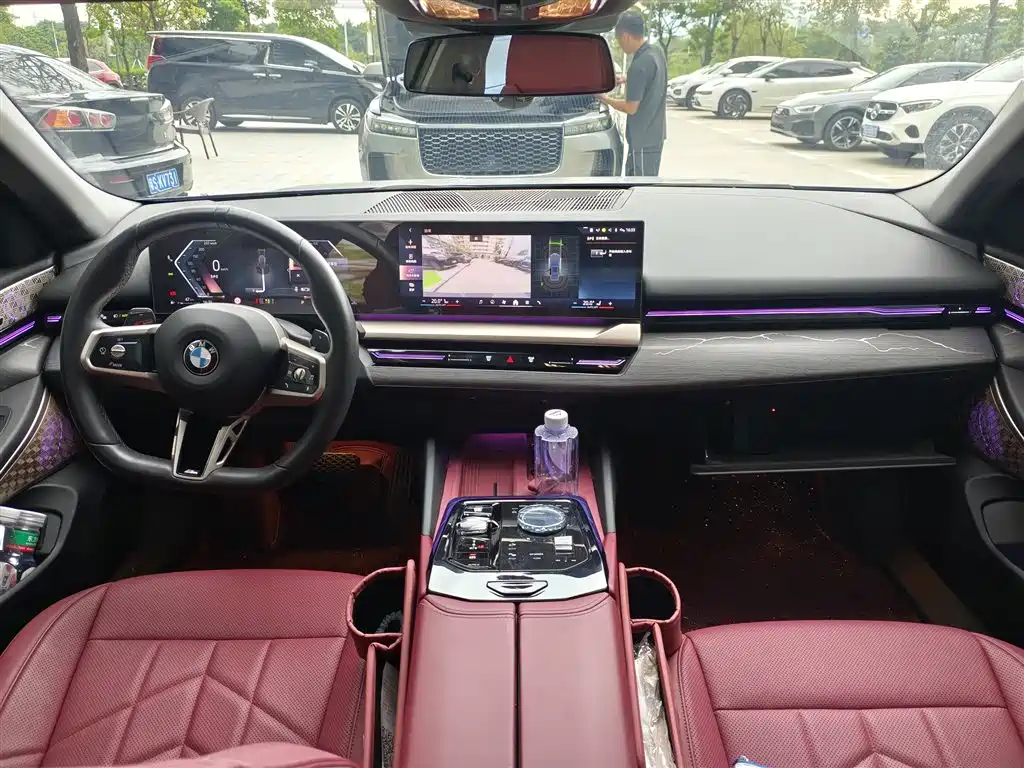 BMW 5 Series 2024
