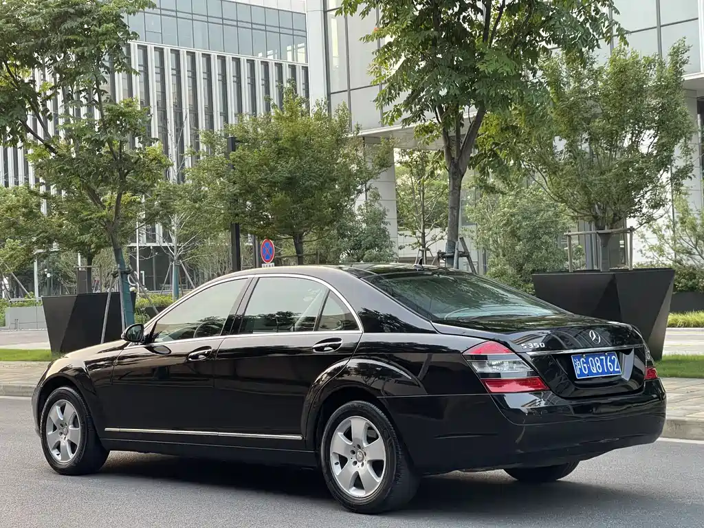 Mercedes-Benz S-Class 2008
