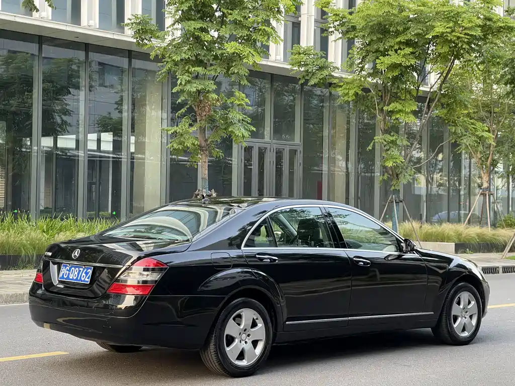 Mercedes-Benz S-Class 2008
