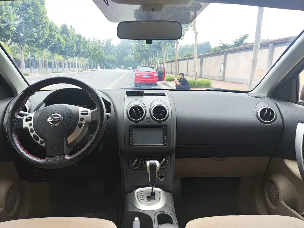 Nissan Qashqai 2015 — фото 11