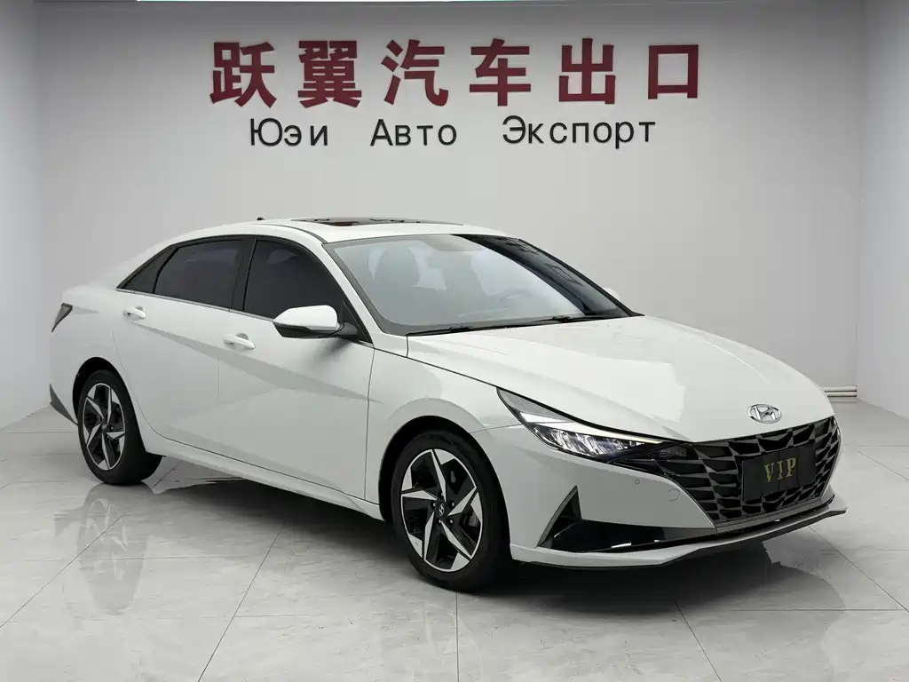 Hyundai Elantra 2023