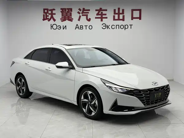 Hyundai Elantra 2023
