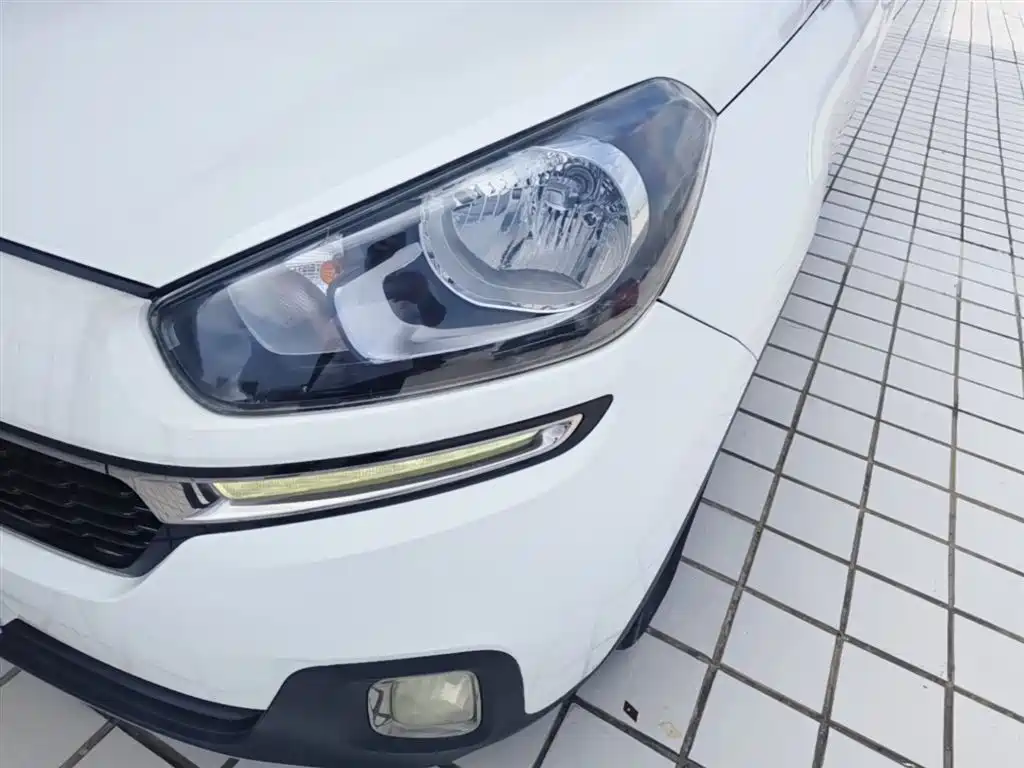 Kia KX3 2016 — фото 24