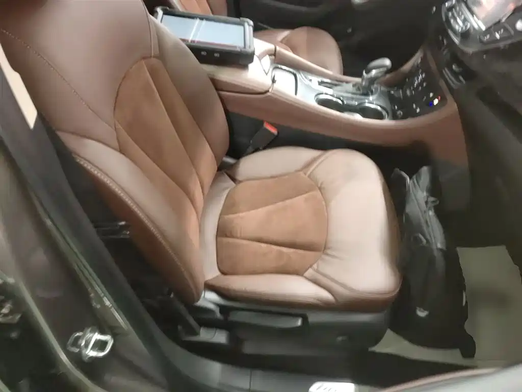 Buick Envision Plus 2016 — фото 25