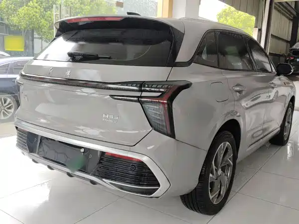 Hongqi HS3 PHEV 2024