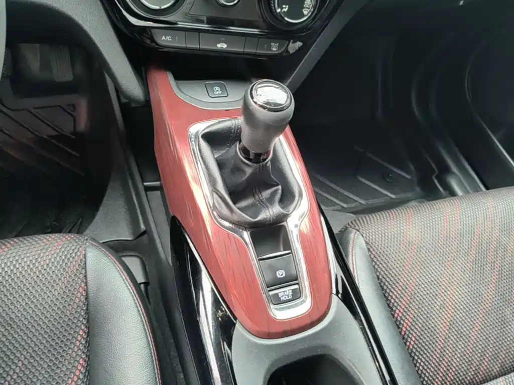 Honda XR-V 2015 — фото 14