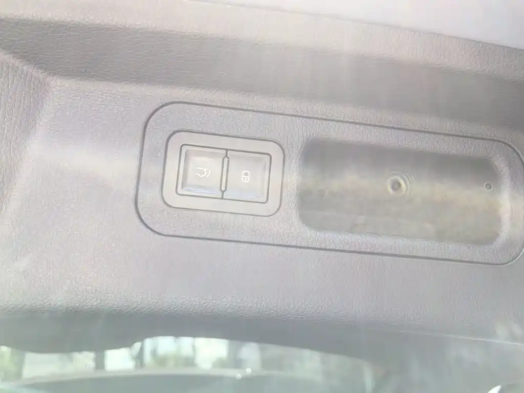 BYD Song Pro New Energy 2023 — фото 15