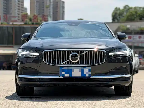Volvo S90 2024