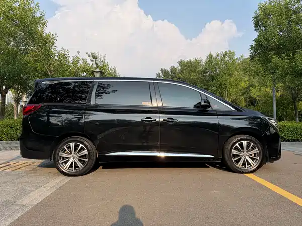 GAC Trumpchi M8 2018