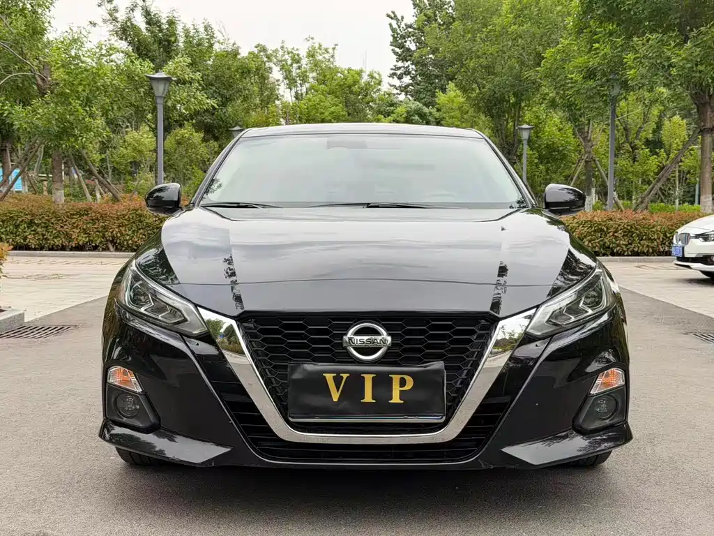 Nissan Teana 2022