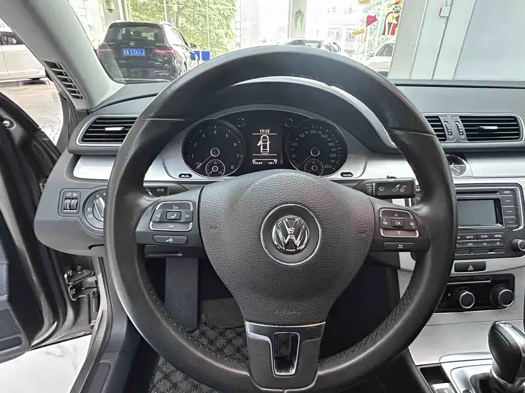 Volkswagen Magotan 2014