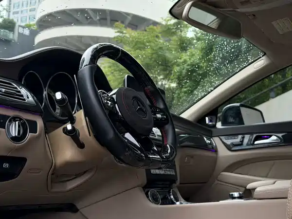 Mercedes-Benz CLS 2013