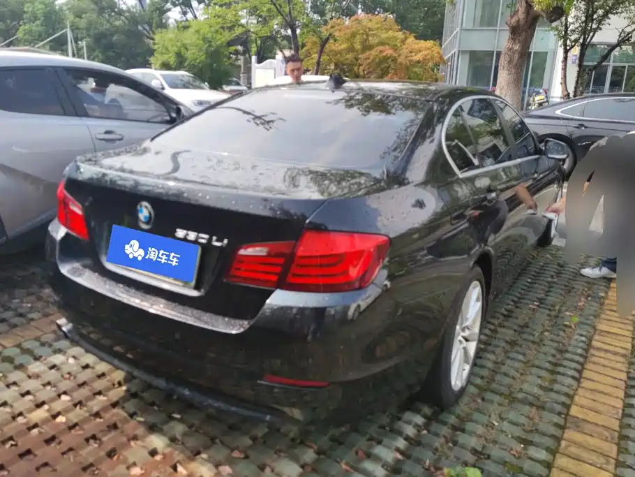 BMW 5 Series 2012