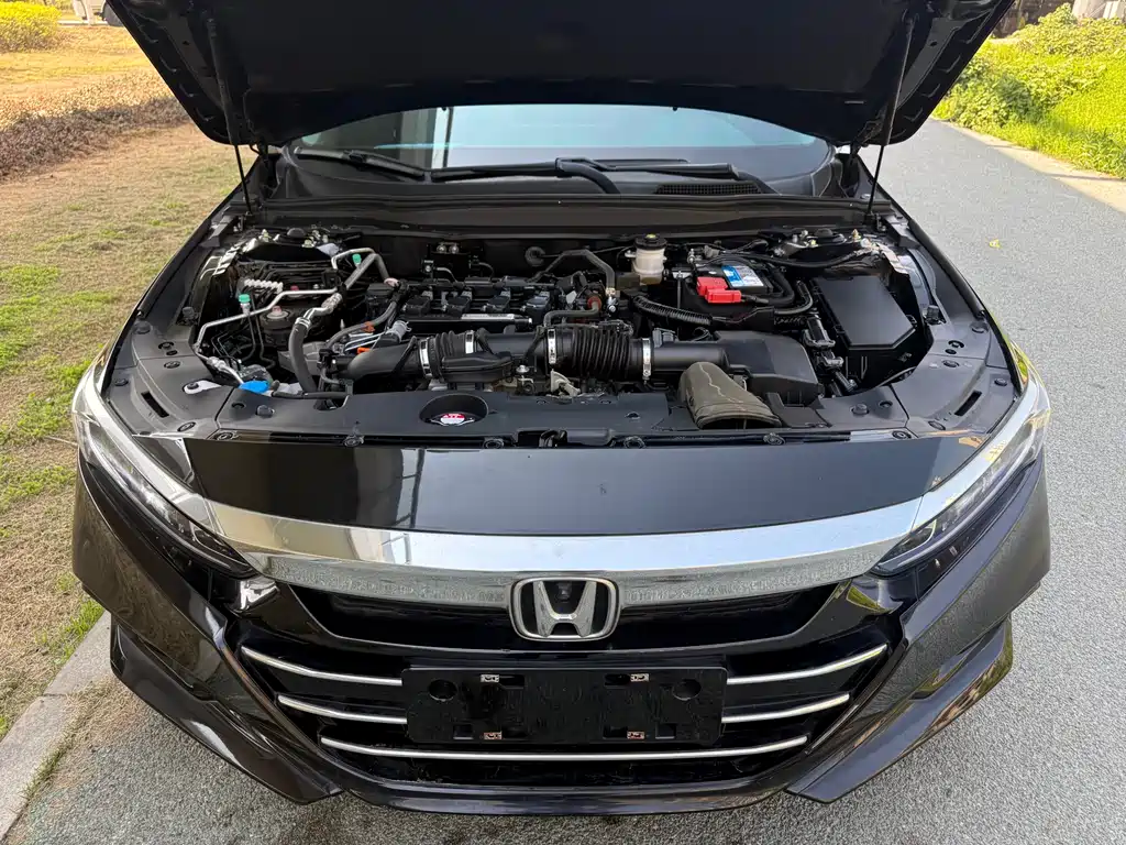 Honda Accord 2023 — фото 19