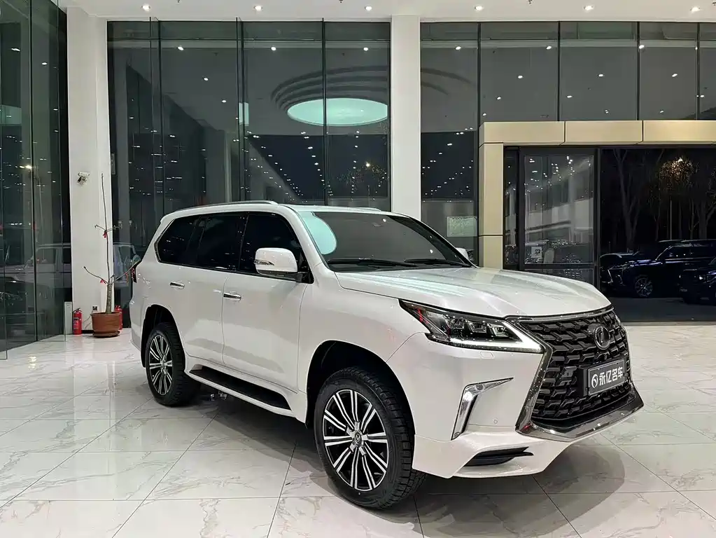 Lexus LX 2020 — фото 3