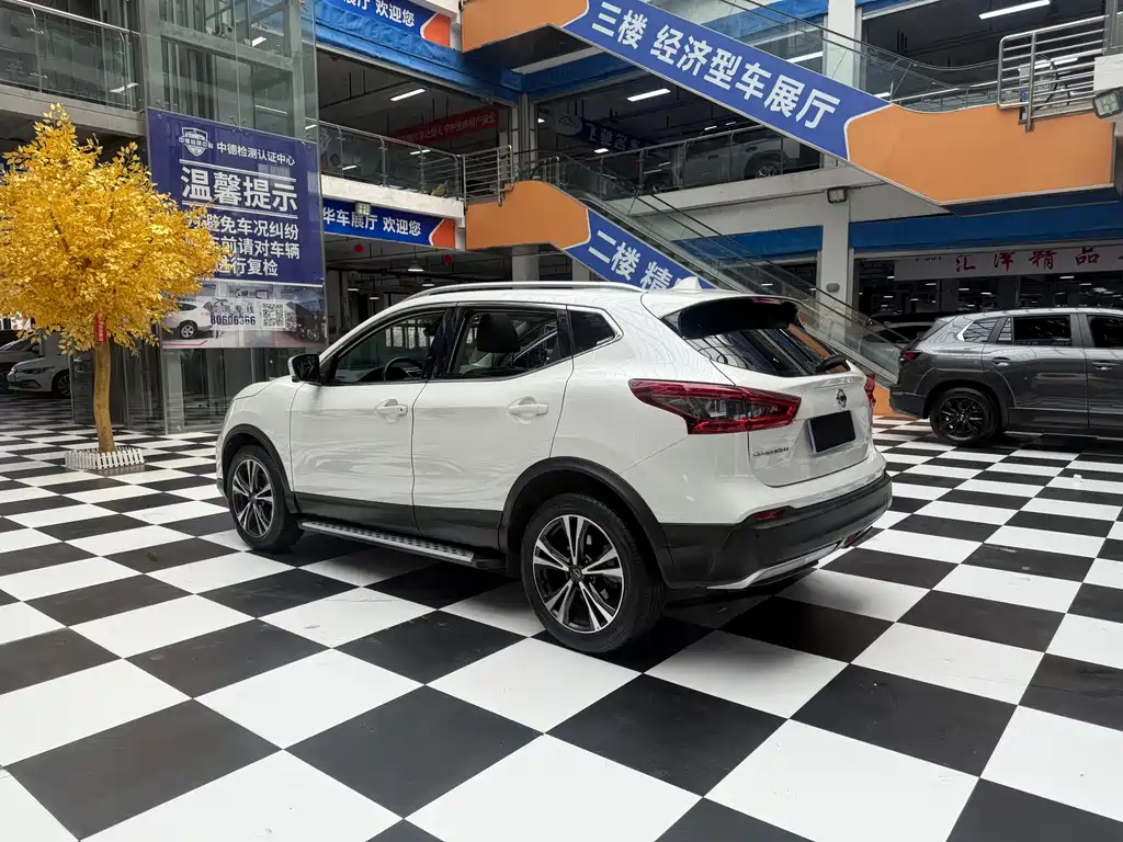 Nissan Qashqai 2021 — фото 7