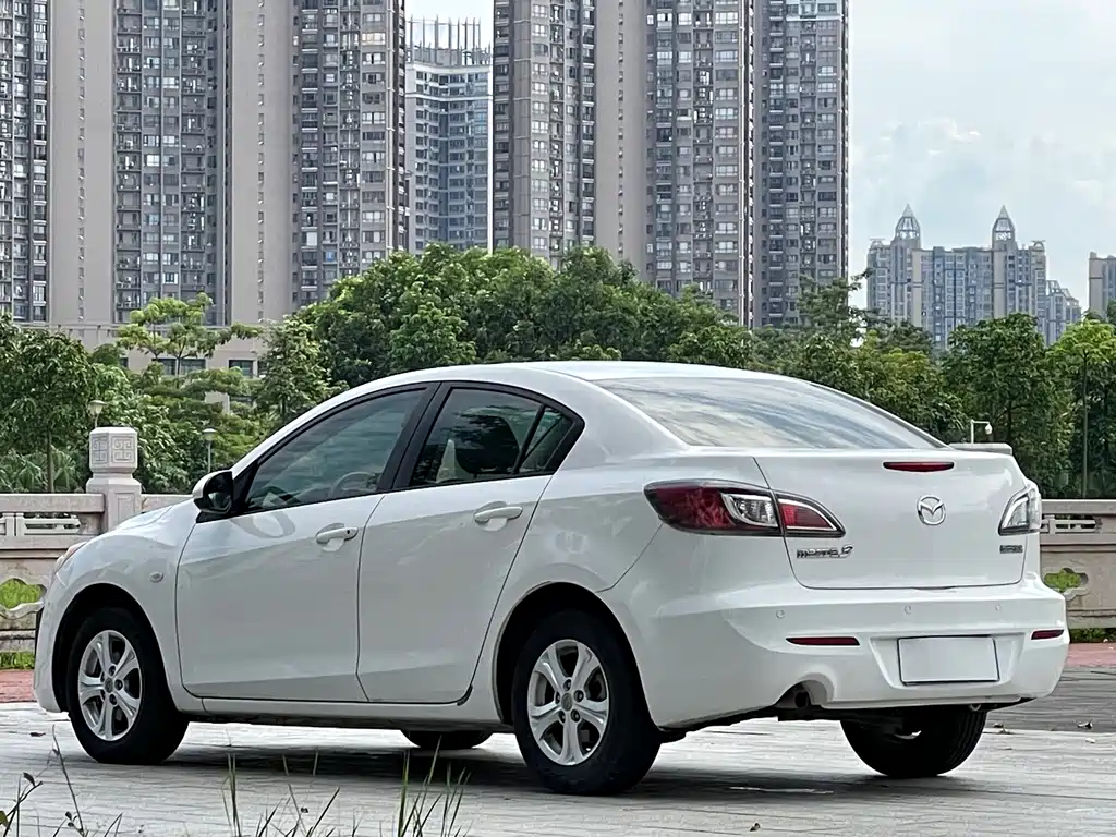 Mazda 3 Xingcheng 2014 — фото 4