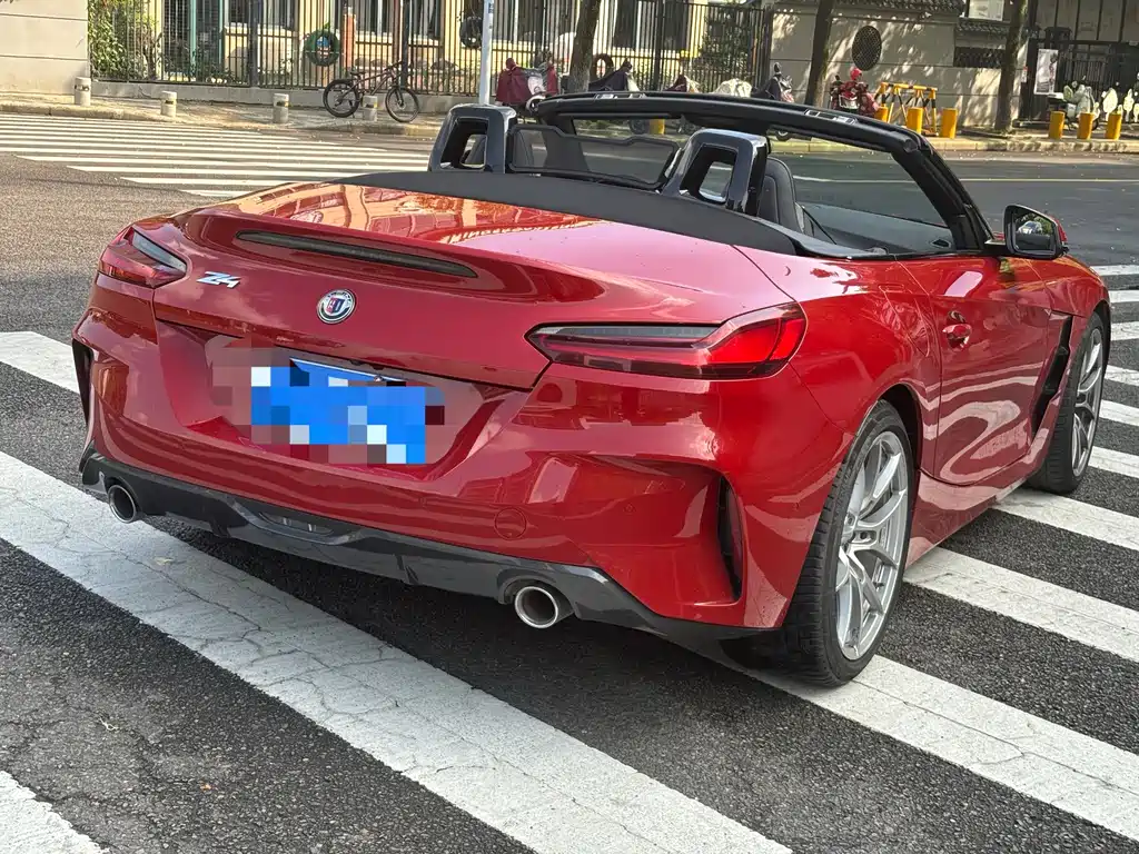 BMW Z4 2021 — фото 11