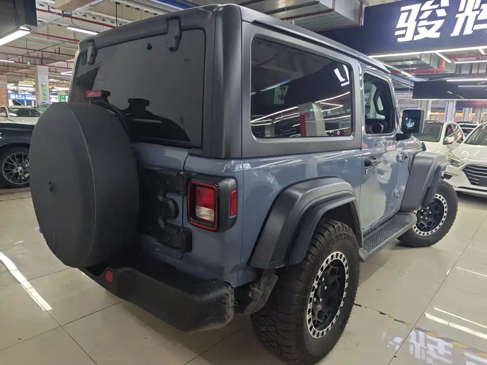 Jeep Wrangler 2020 — фото 4