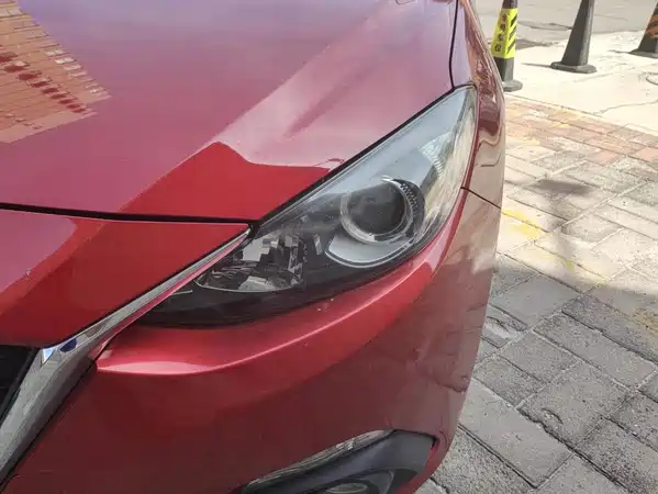 Mazda 3 Axela 2016