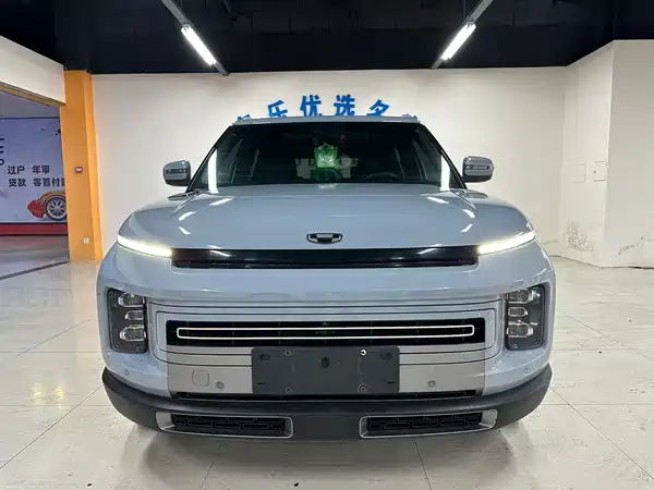 Geely ICON 2020