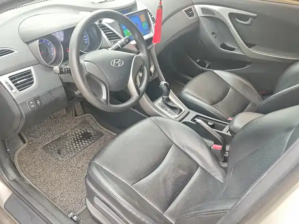 Hyundai Elantra Langdong 2016