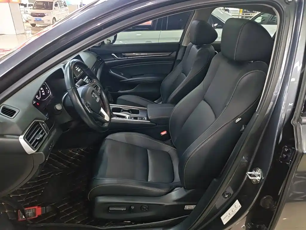 Honda Accord 2023 — фото 15