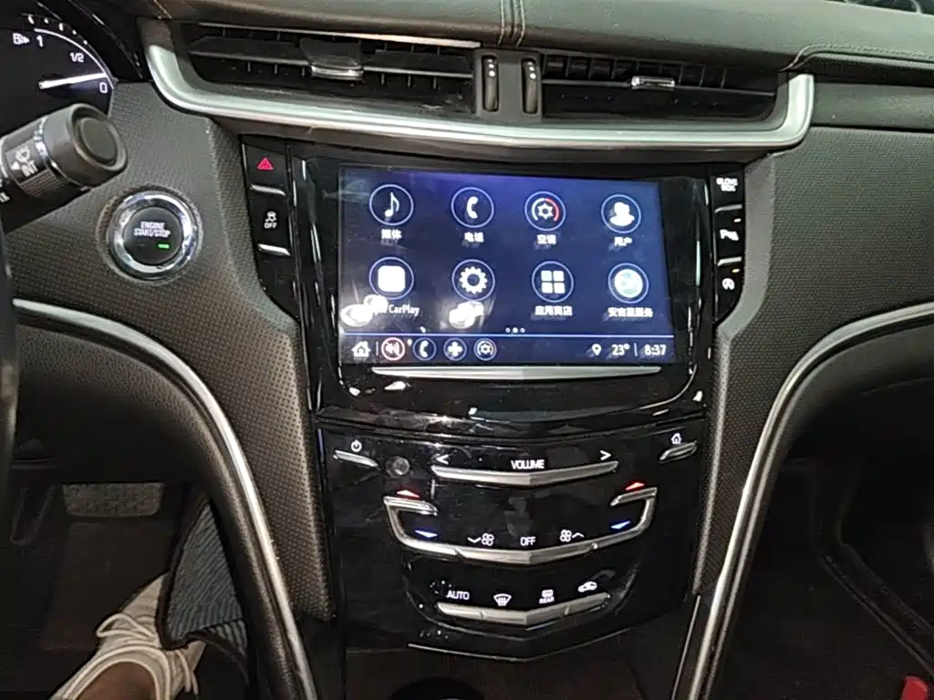 Cadillac XTS 2018 — фото 13
