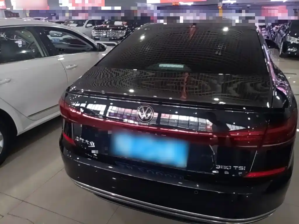 Volkswagen Passat 2024