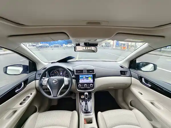 Nissan Tiida 2019