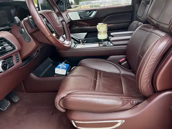 Lincoln Navigator 2020
