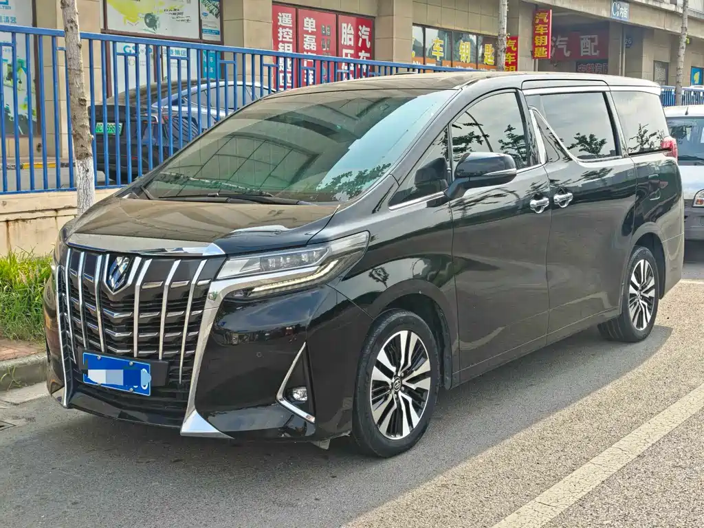 Toyota Alphard 2018 — фото 1