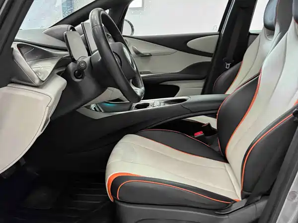 BYD Dolphin 2023