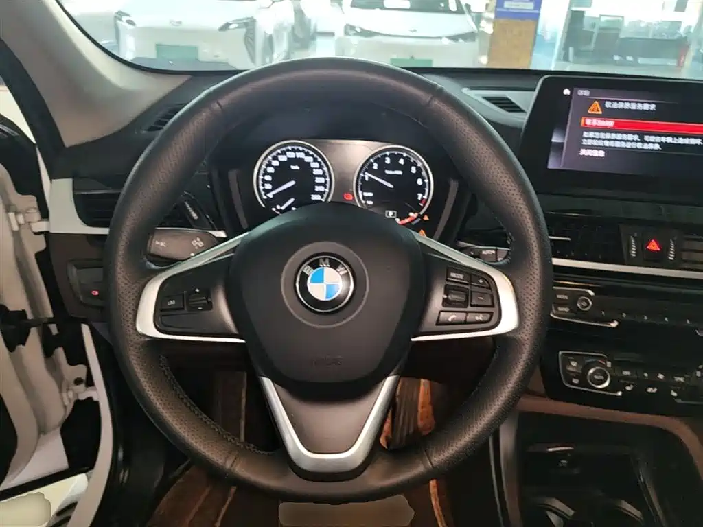 BMW X1 2020 — фото 11