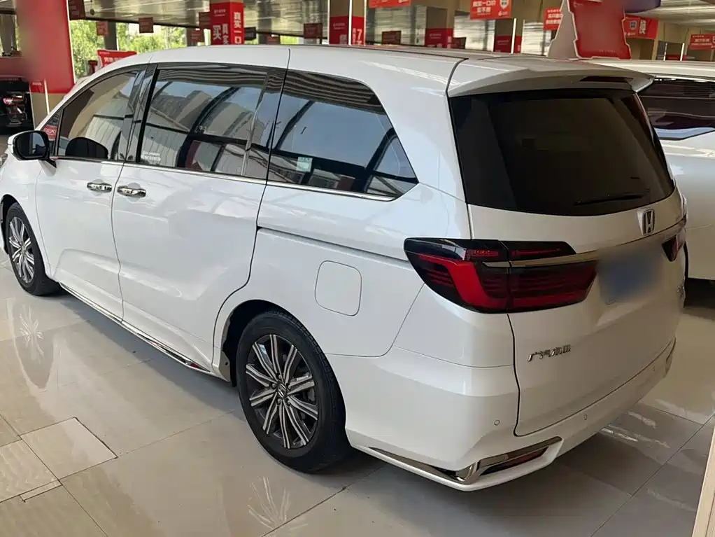 Honda Odyssey 2022 — фото 12