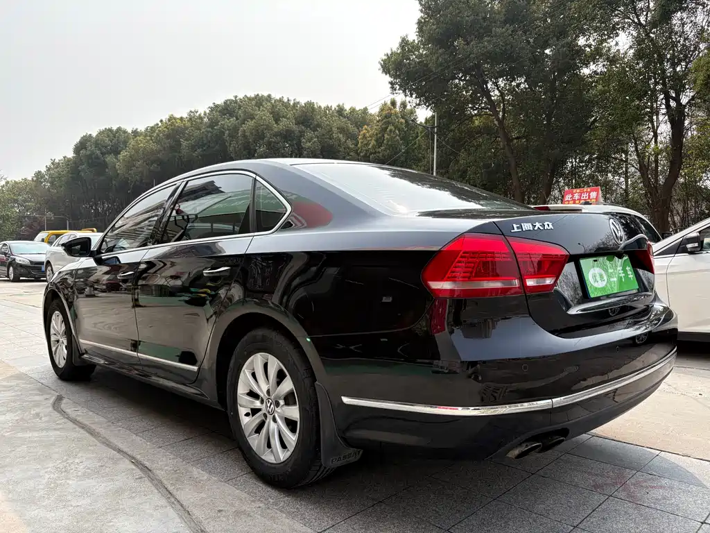 Volkswagen Passat 2015 — фото 3