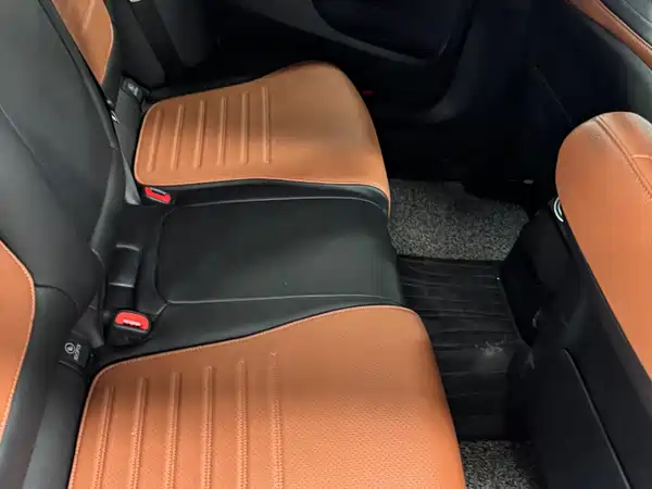 Mercedes-Benz C-Class 2022