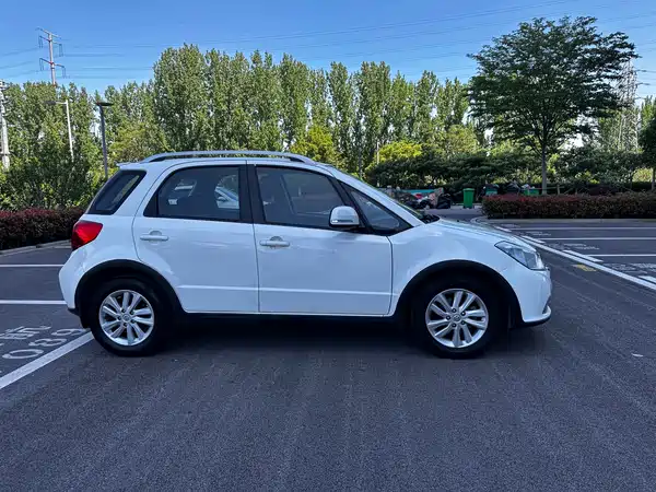Suzuki Karma 2013