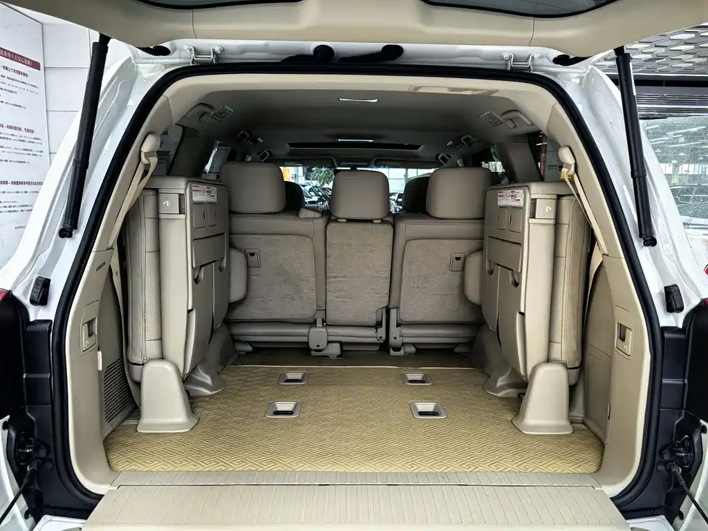 Toyota Land Cruiser 2019 — фото 22