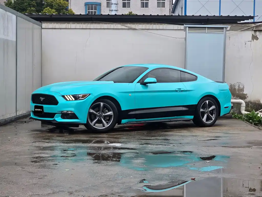 Ford Mustang 2017 — фото 4