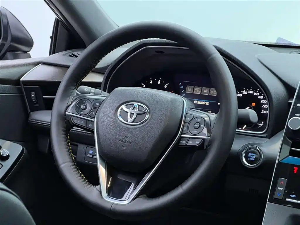 Toyota Avalon 2022 — фото 32