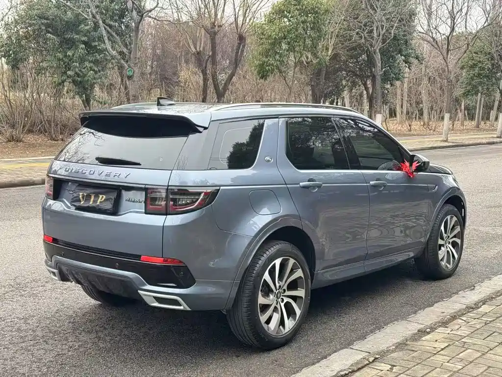 Land Rover Discovery Sport 2023 — фото 5