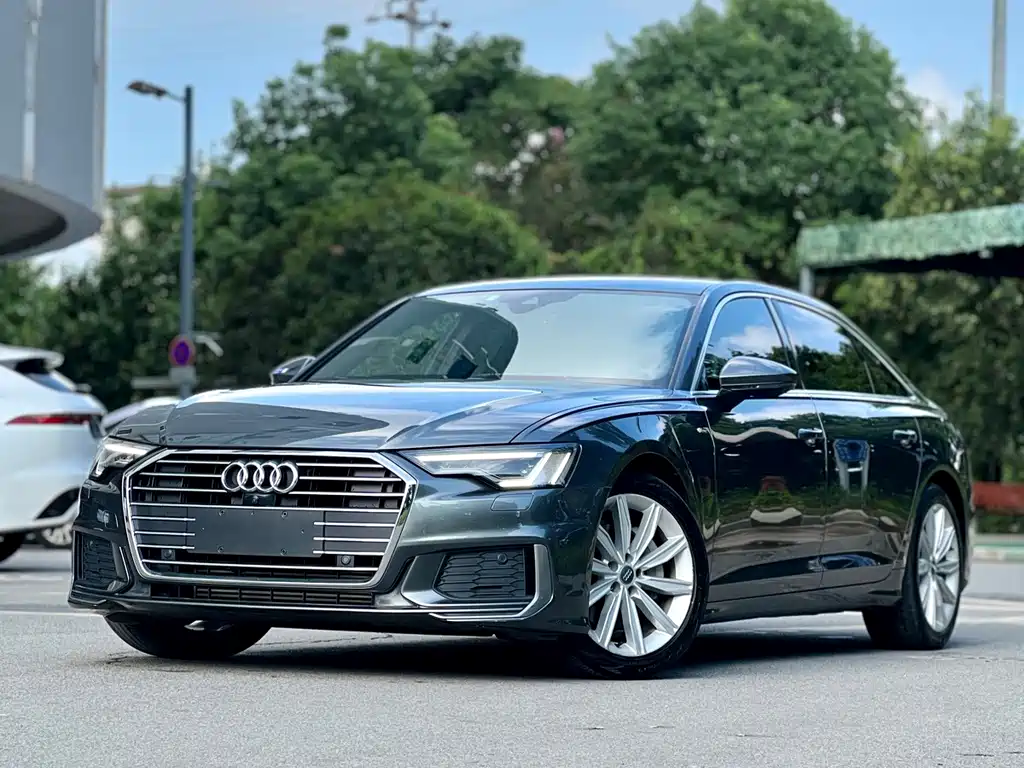 Audi A6L 2020 — фото 1
