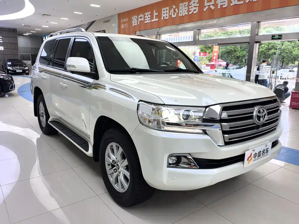 Toyota Land Cruiser 2019 — фото 4