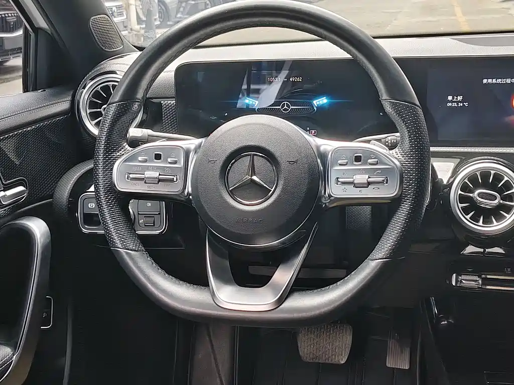 Mercedes-Benz A-Class 2021 — фото 7