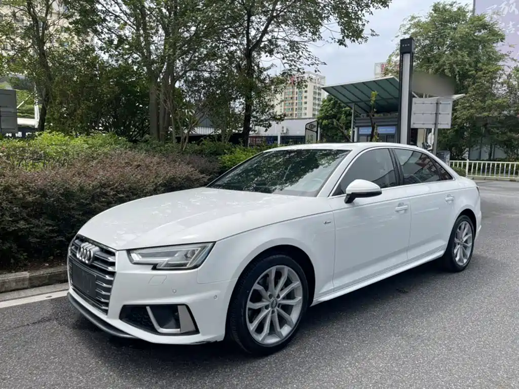 Audi A4L 2019
