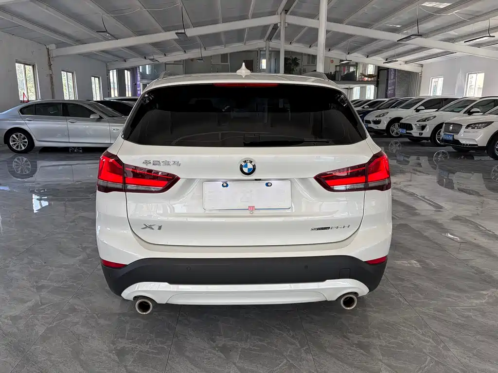BMW X1 2023 — фото 5