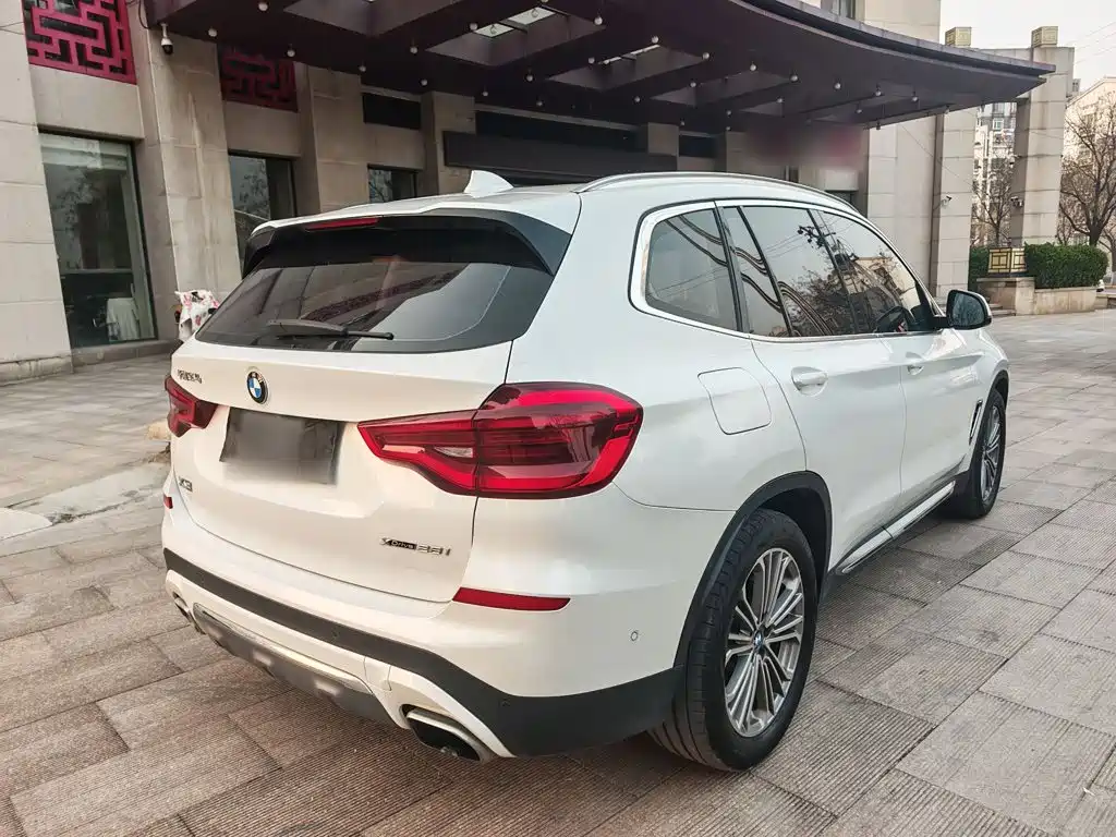 BMW X3 2019 — фото 11